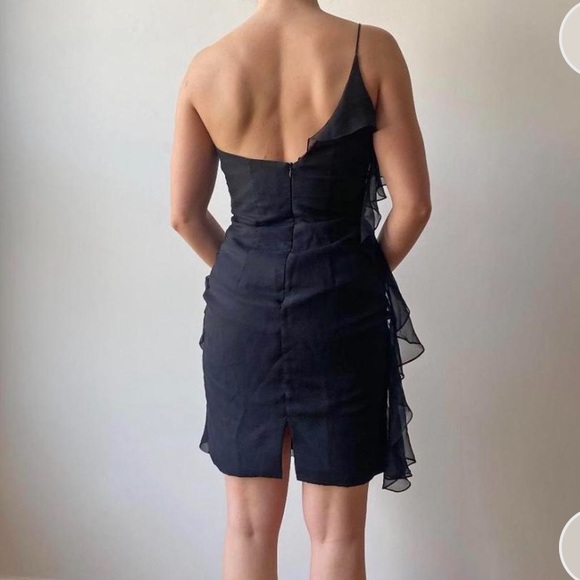 One shoulder dress - Picture 3 of 4